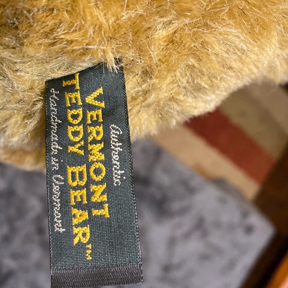 Vermont Teddy Bear | Valentine’s “Te Amo” Bow Tie Bear - Picture 3 of 7